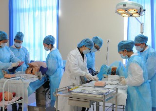 四川红十字卫生学校有哪些专业_2020年学费标准
